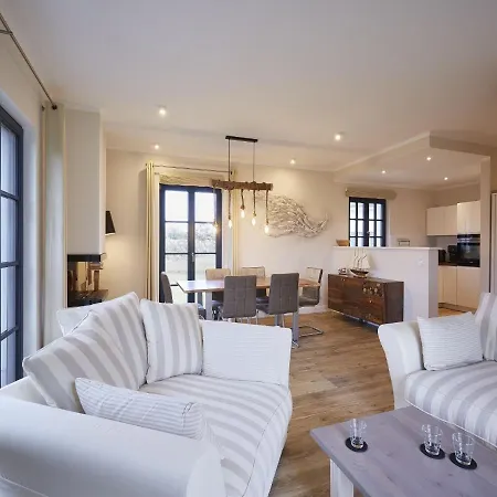 Reetland Am - Premium Reetdachvilla Mit 3 Schlafzimmern, Sauna Und Kamin F04 בית נופש