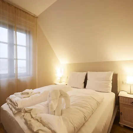 בית נופש Reetland Am - Premium Reetdachvilla Mit 3 Schlafzimmern, Sauna Und Kamin F04 דראנסקה